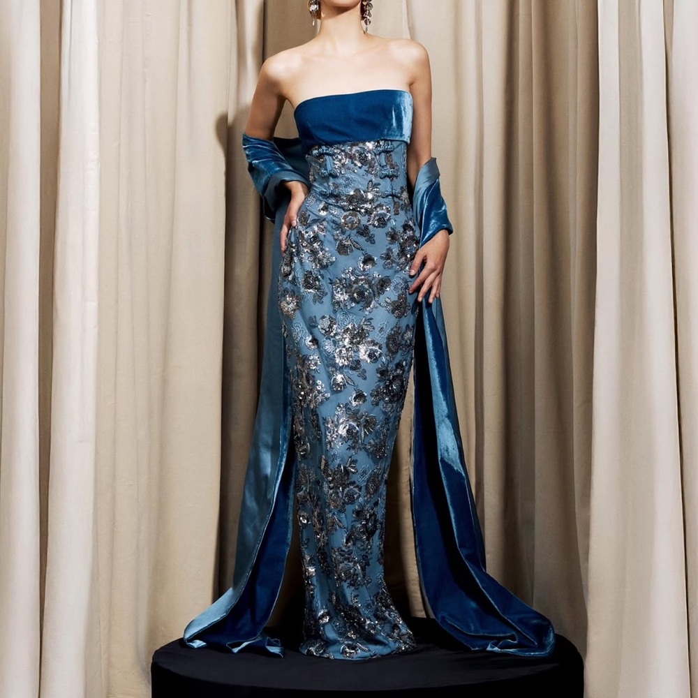 Sau Lee Adrian Gown - Picture 7 of 8